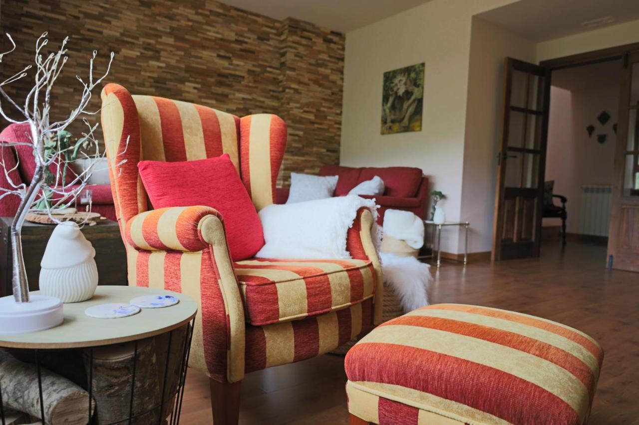 Naquela Castroviejo Guest House Exterior photo